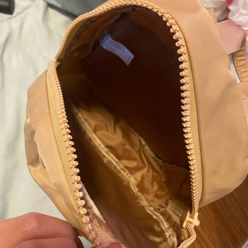 Small Backpacks - Picture 4 of 5